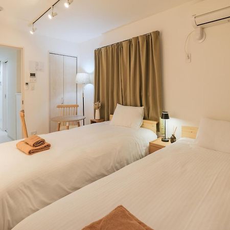 Calm Riverside Inn Close To Ikebukuro โตเกียว ภายนอก รูปภาพ